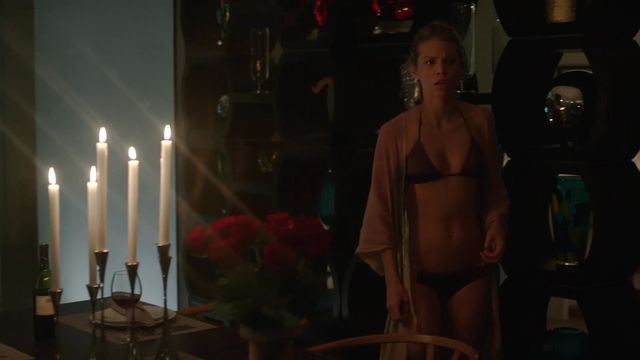 АннаЛинн МакКорд сексуальная в сериале Сталкер сезон 1 серия 7 (2014)