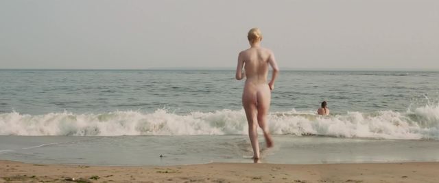 Сексуальная Элизабет Олсен и голая Дакота Фаннинг - Очень хорошие девочки (2013)