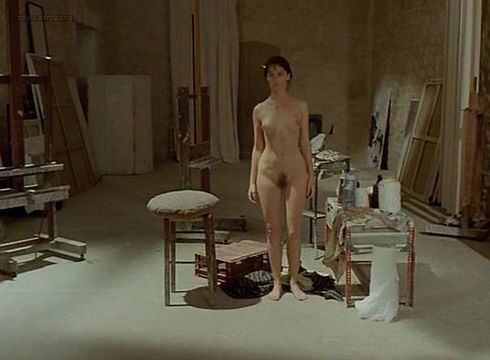 Голая Эммануэль Беарт - Очаровательная проказница (1991)