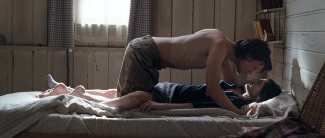 Ева Грин в сцене секса - Чрево (2011)