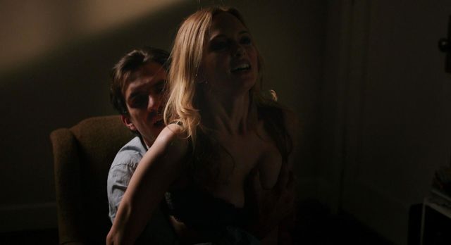 Хизер Грэм занимается сексом в фильме "Попрощайся со всем этим" (2014)