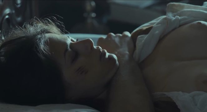 Сексуальная Джоана Коэльо - Мать Паула (2017)