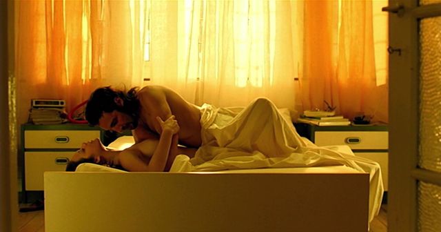 Сексуальна сцена с Марион Котийяр - Влюбись в меня, если осмелишься (2003)