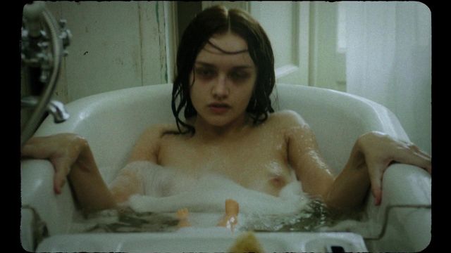 Сексуальная Оливия Кук - Эксперимент: Зло (2014)