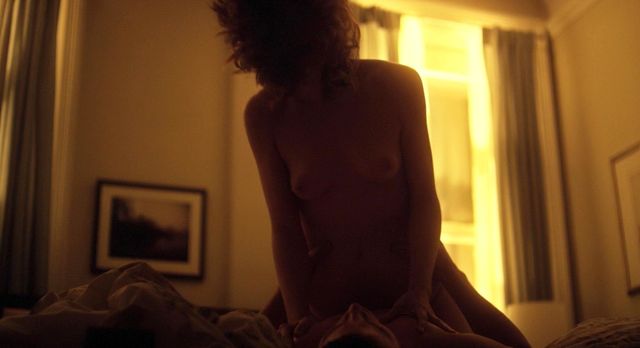 Голая Руни Мара и сексуальная Кэтрин Зета-Джонс - Побочный эффект (2012)