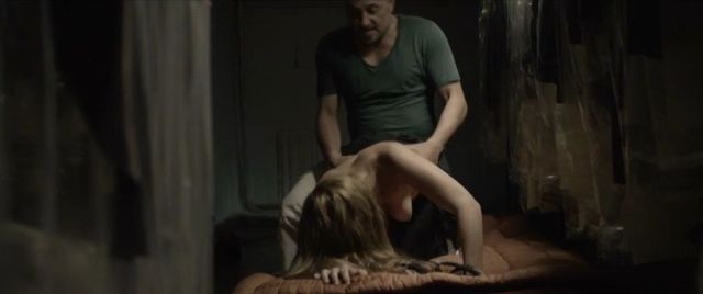 Голая Сисси Томаси - Госпожа жестокость (2013)