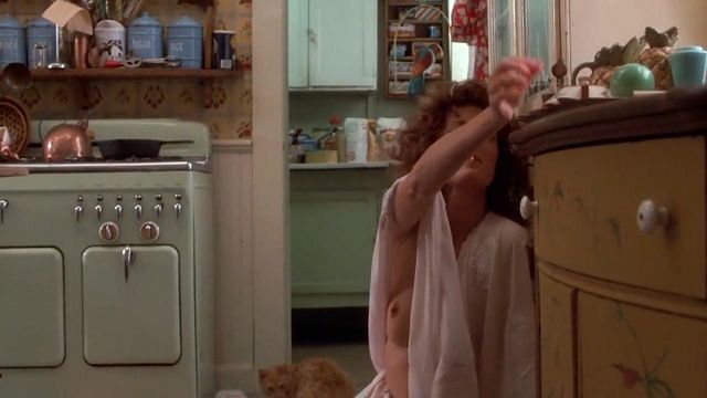Голая Сьюзан Сарандон, голая Дженни Робертсон - Дархэмские быки (1988)