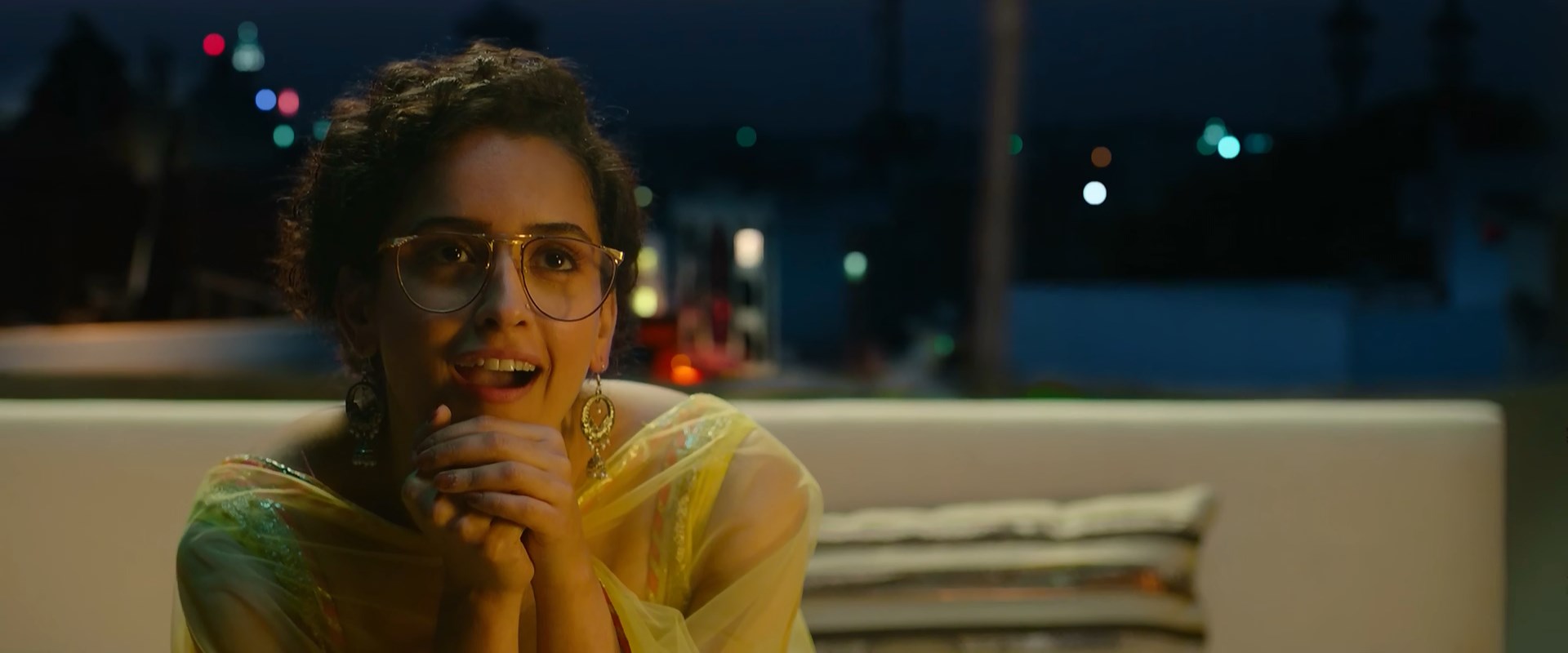 Сексуальная Санья Малхотра – Лудо (2020)