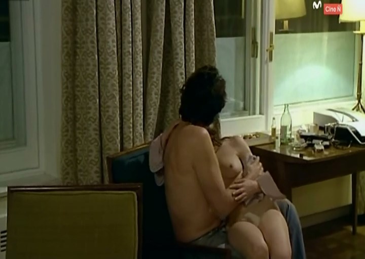 Голая Мария Вико - Жена и любовница (1977)