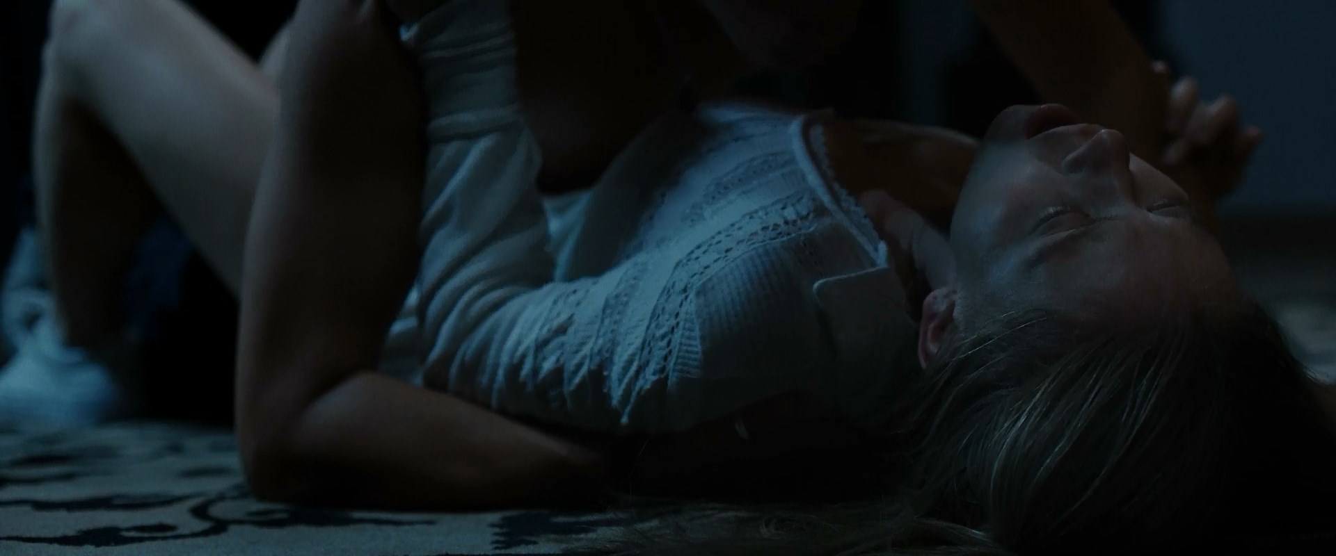 Сексуальная Сидни Суини – Ноктюрн (2020)