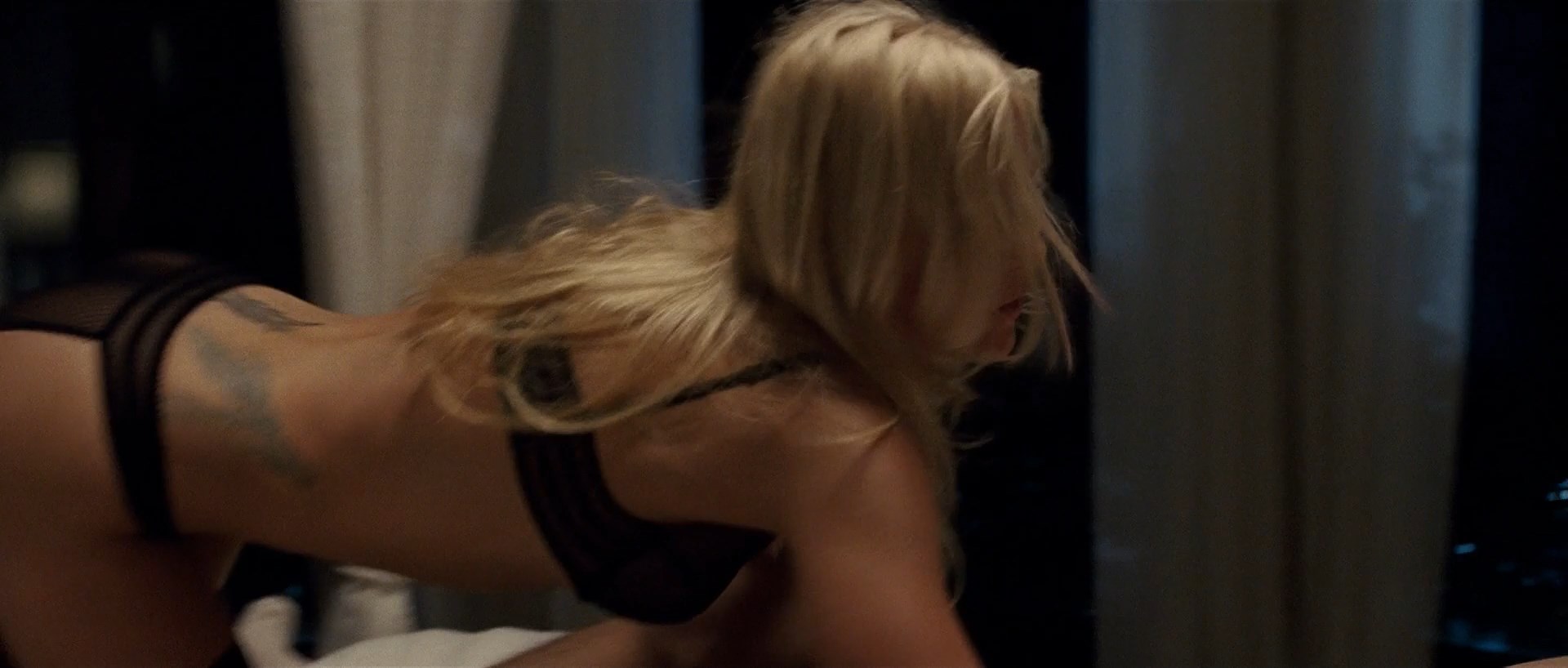 Сексуальная Джейми Кинг – Алиби (2006) секс сцены из фильмов на сайте  EROFILMY