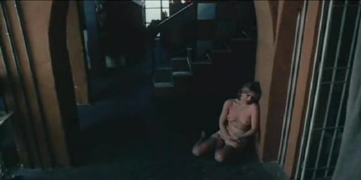 Голая Лиза Гастони - Скандал (1976)