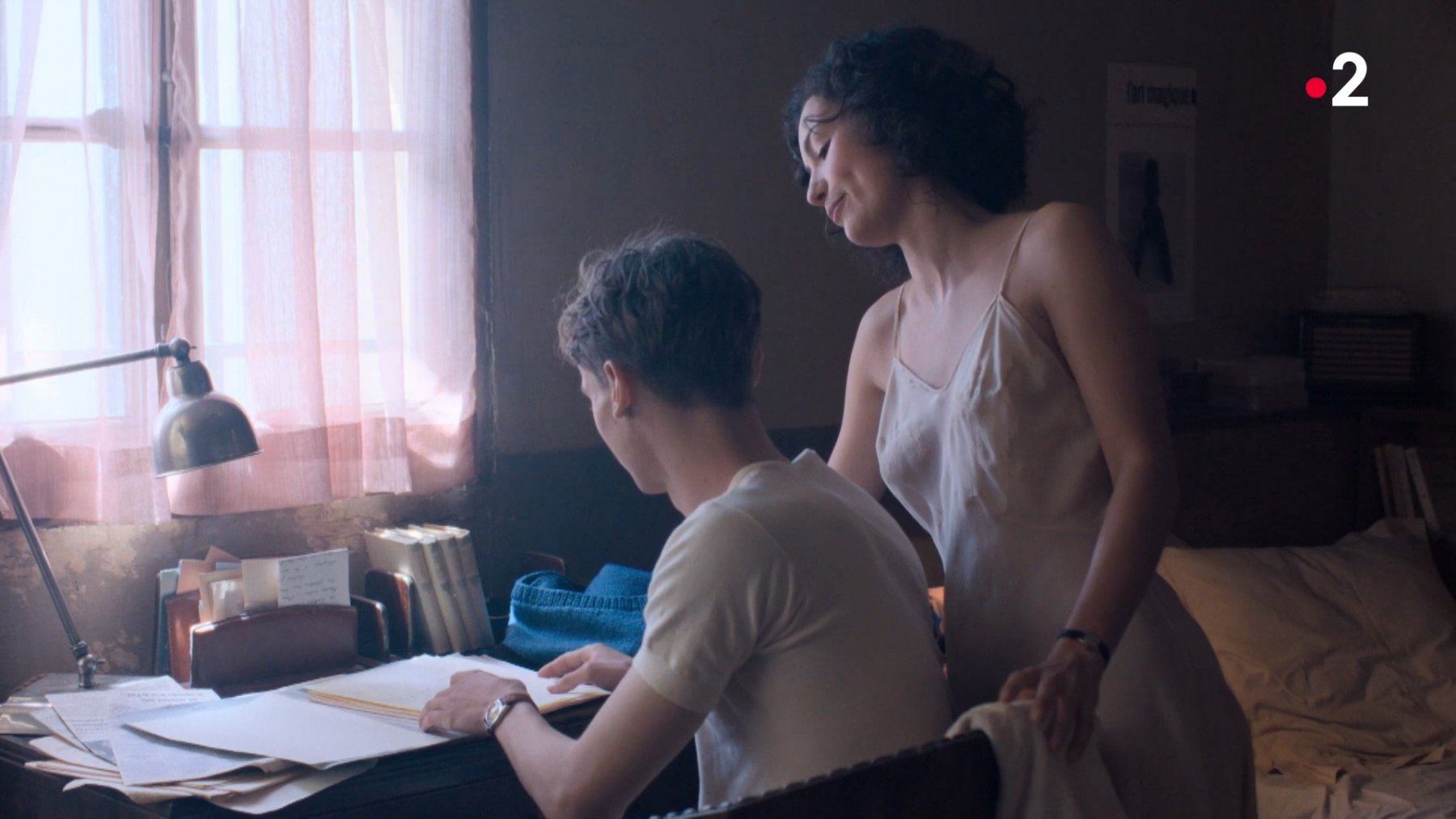 Голая Илона Башелье - L'Histoire d'Annette Zelman (2022)