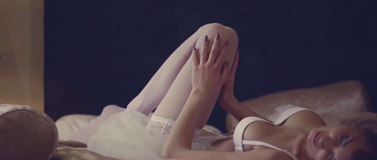 Сексуальная Елена Катарина Капа - Zelim Ti (2016)