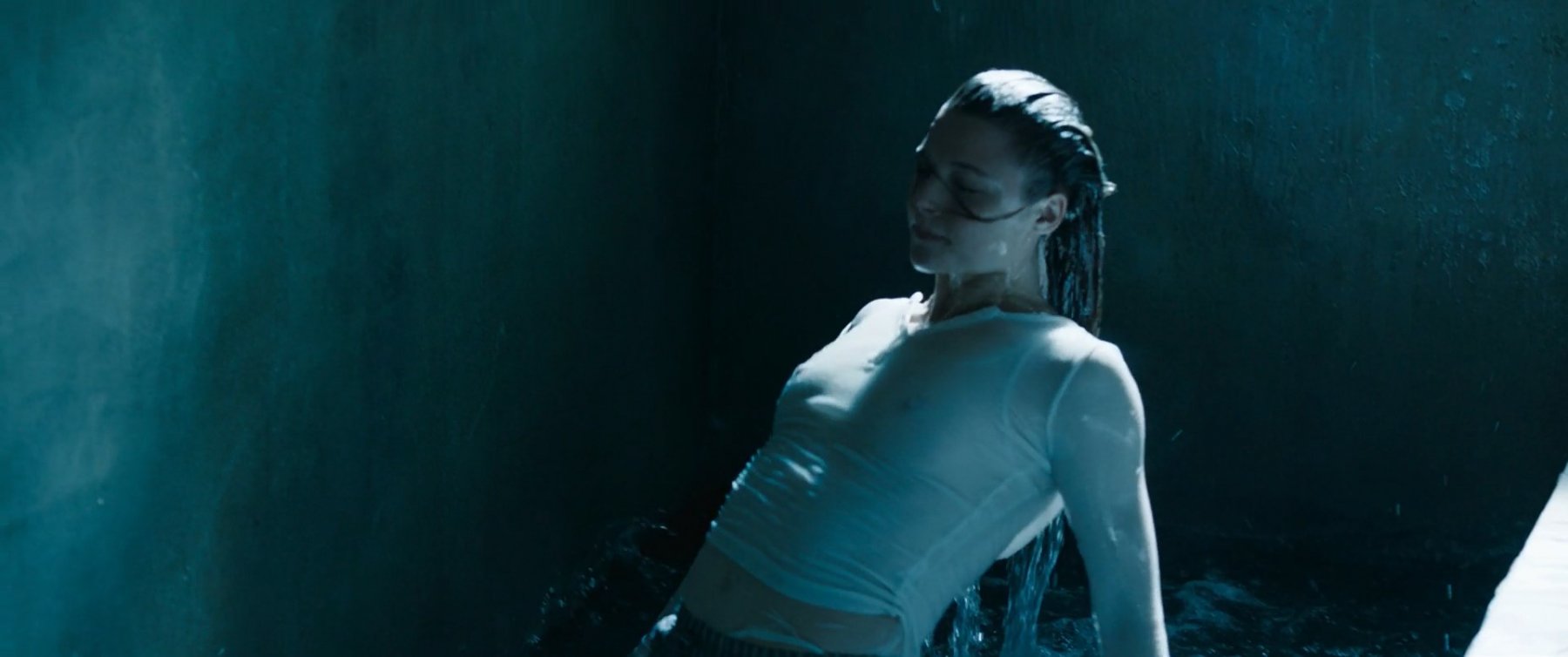 Сексуальная Свенья Юнг - Флай: Танец свободы (2021)