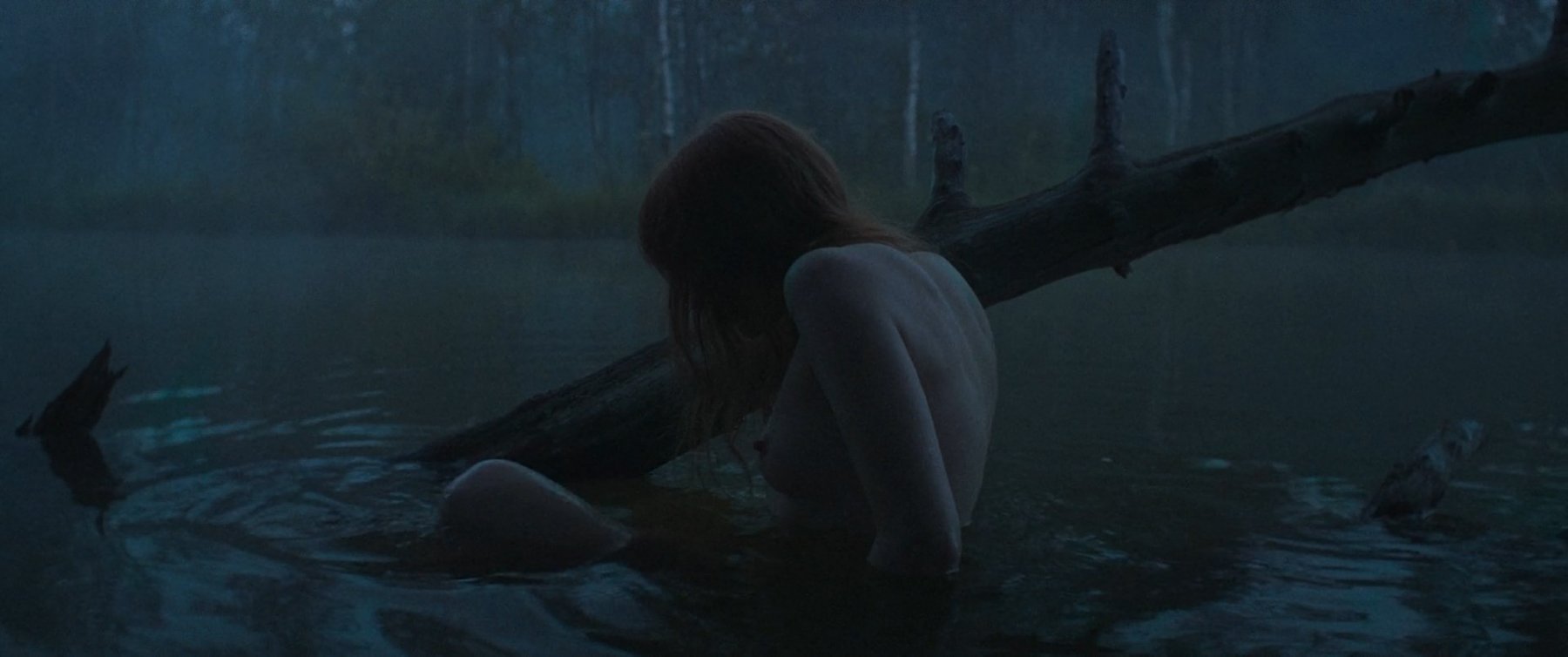 Голая Кира Пиевская - На тебе сошёлся клином белый свет (2022)