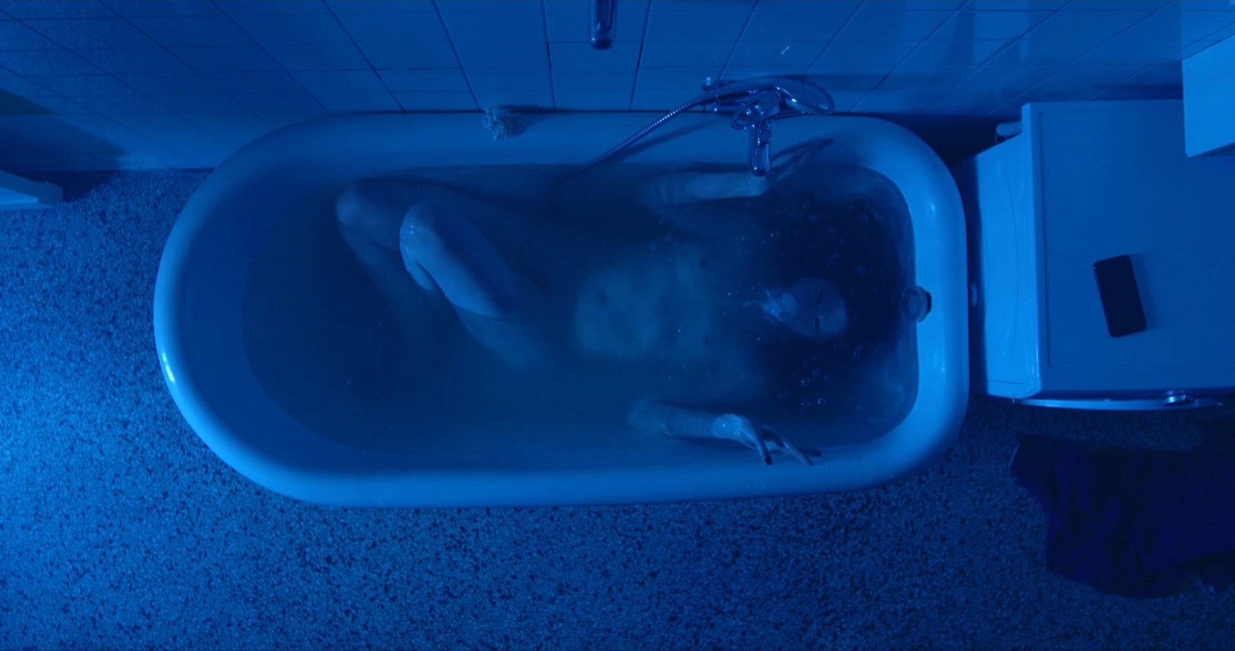 Голая Кэрол Джахтманн - Morgenflimmern (2019)