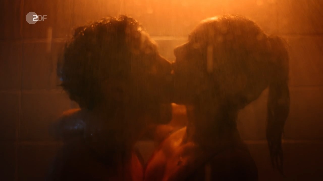 Сексуальная Аслы Мелиса Узун - Убойные новобранцы 3 сезон 7 серия (2022)