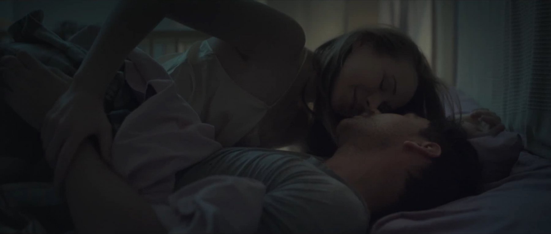 Голая Анастасия Казакова - Bedroom Town (2017)