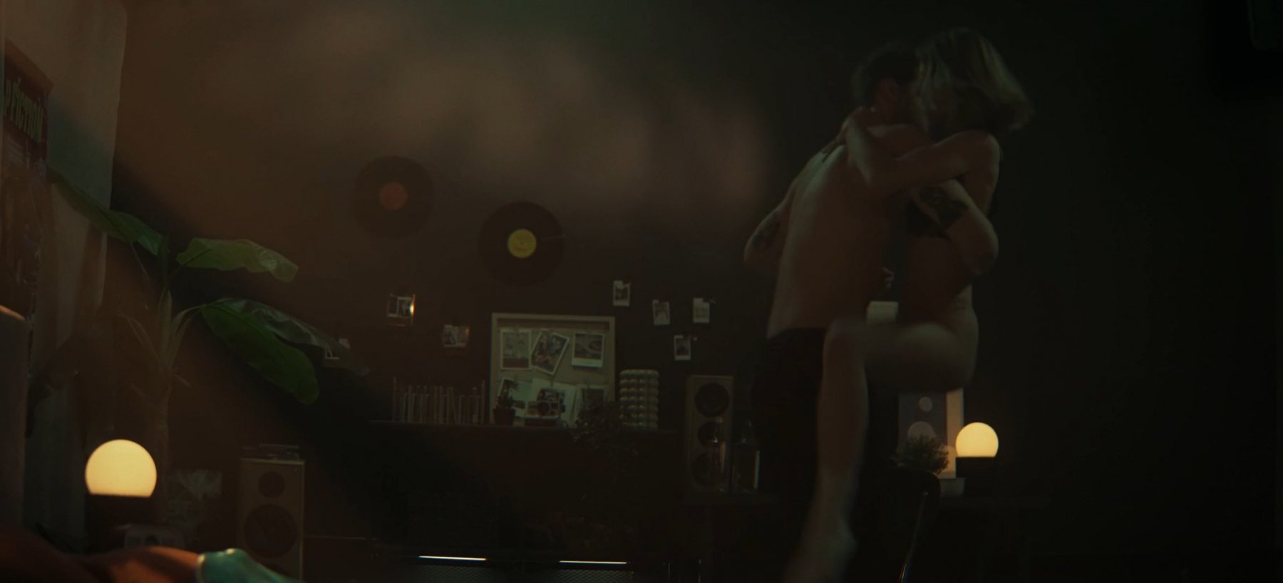 Голая Александра Рыковска - Эротика (2022)