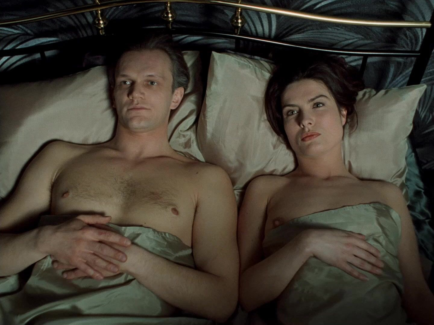 Голая Катажина Гайдарская - Ничего смешного (1995)