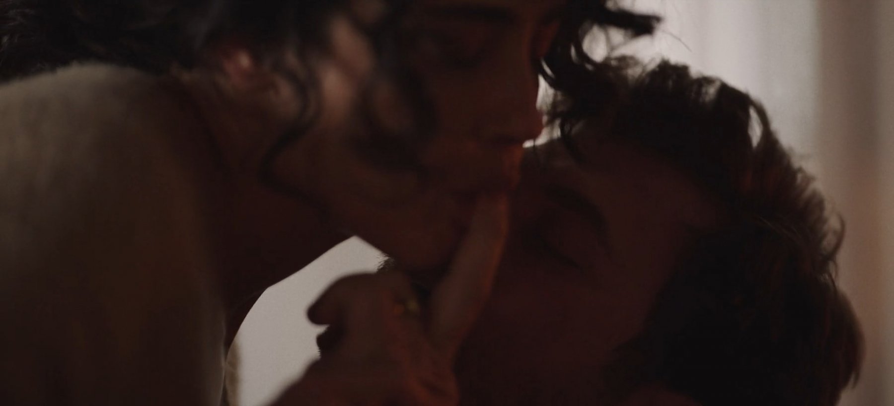 Сексуальная Фунда Эрйигит - Ной утонул (Boga Boga) (2023)