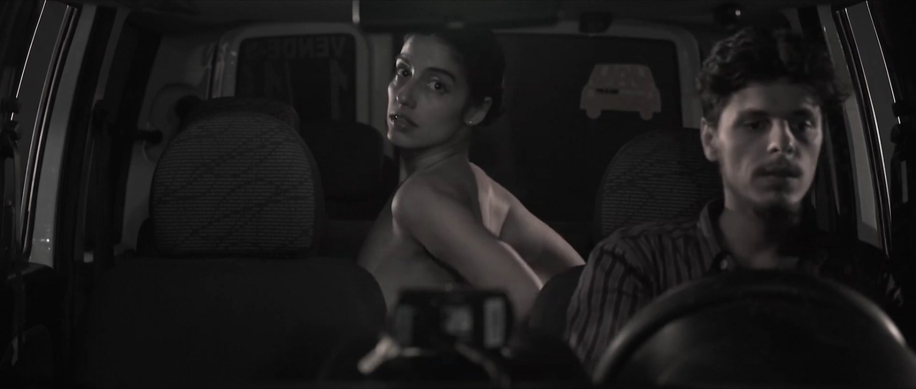 Сексуальная Элиза Барбато - Одна жизнь (2023)