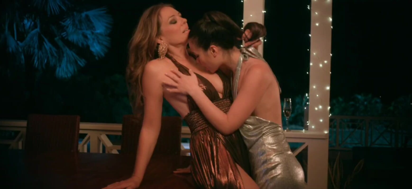 Сексуальная Элизабет Хёрли, сексуальная Пир Чиравара и сексуальная Лорен МакКуин - Строго конфиденциально (2024)