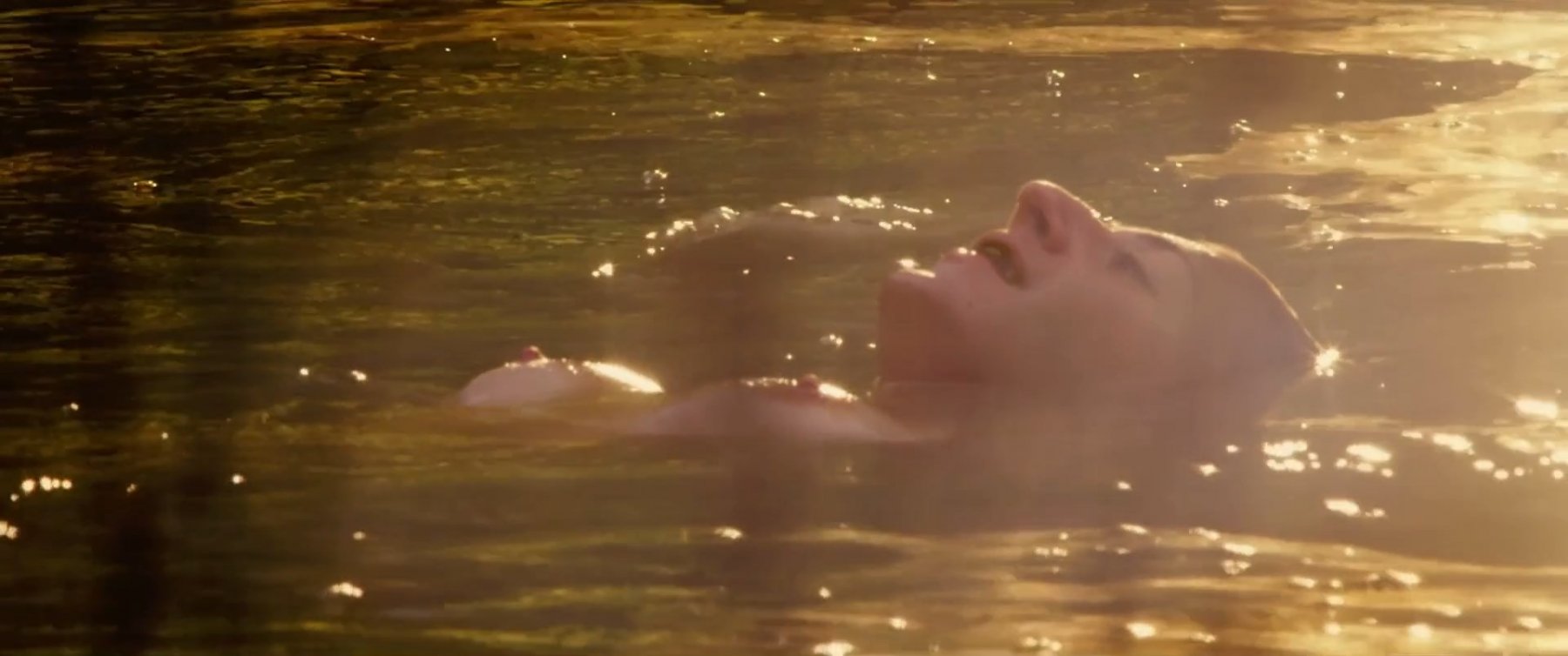 Голая Мэрион Мезадориан - Супер Z (2021)