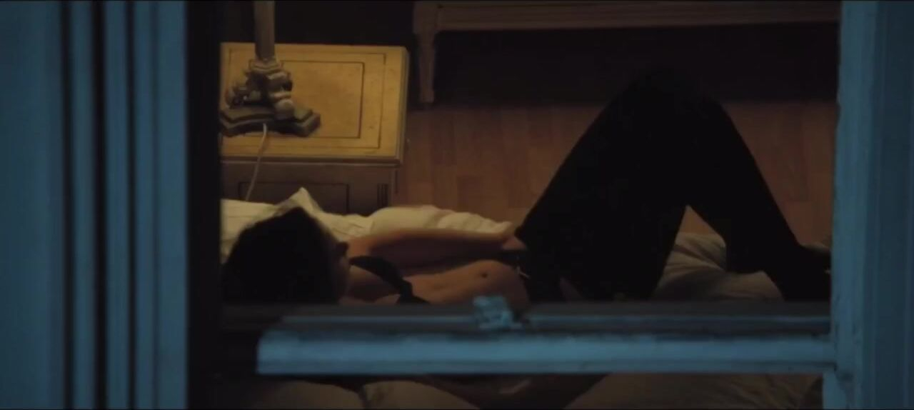 Сексуальная Эмили Блант - Дикая штучка (2010)