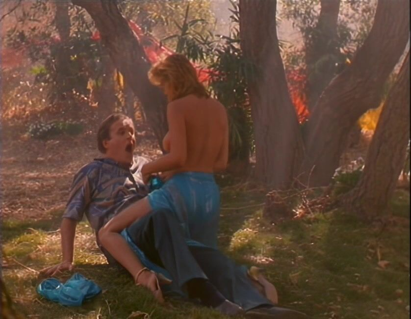 Голая Бренда Бакки - Последнее средство (1986)