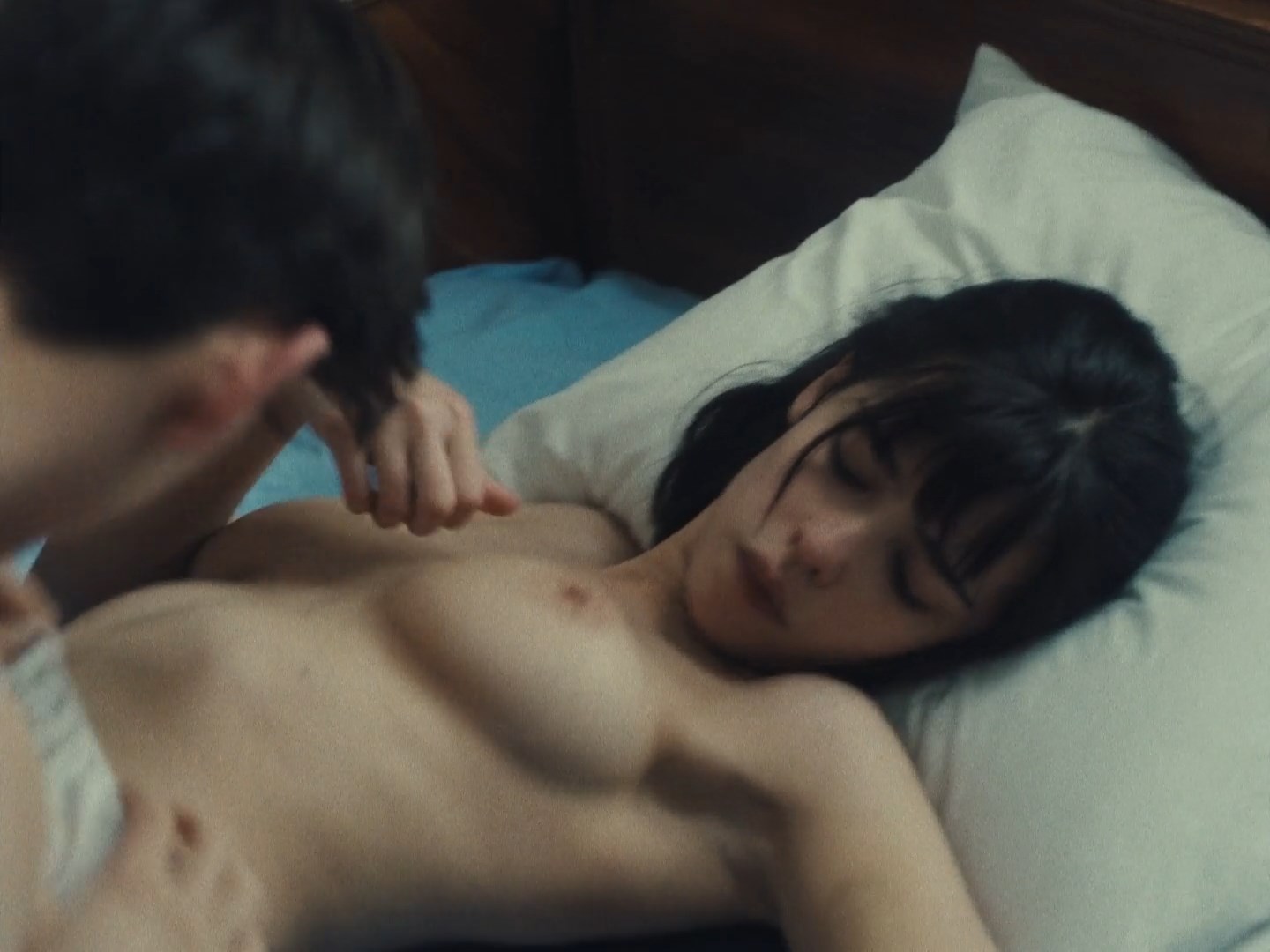 Голая Мара Бугарин - Метроном (2022)