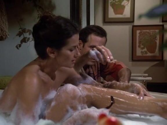 Сексуальная Вероника Хэмел - Блюз Хилл-стрит 1 сезон 4 серия (1981)