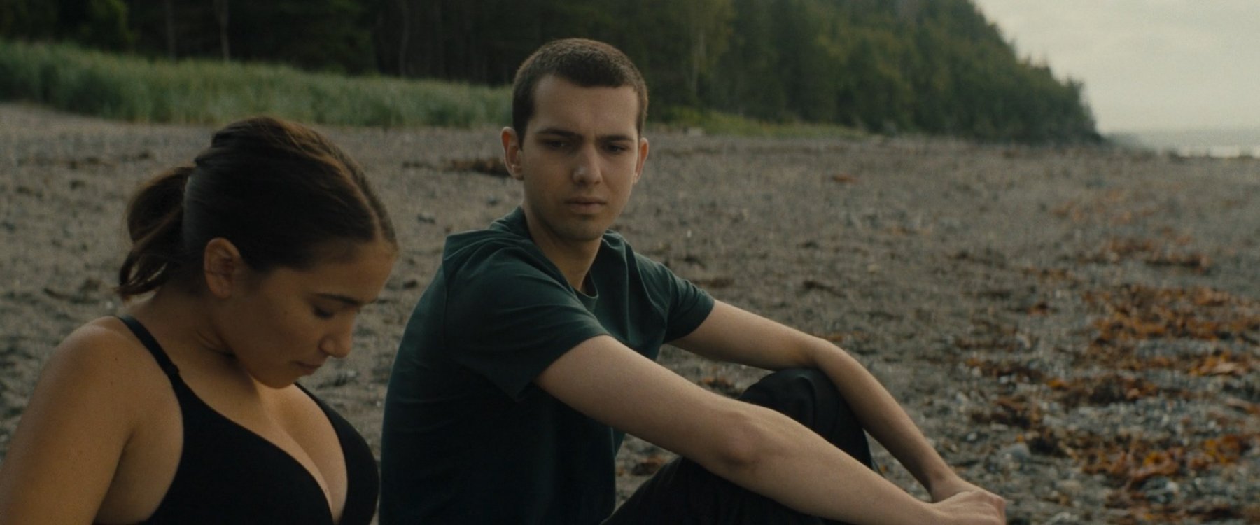 Сексуальная Океан Китура Богемье-Туту - Le temps d'un été (2023)