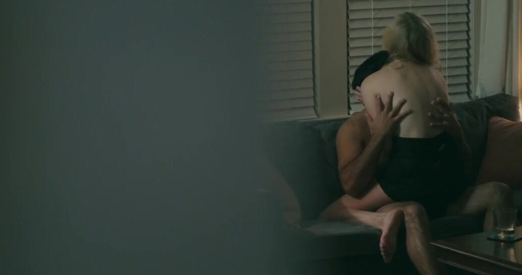 Сексуальная Сьюзанн Ленц - Desiring (2024)