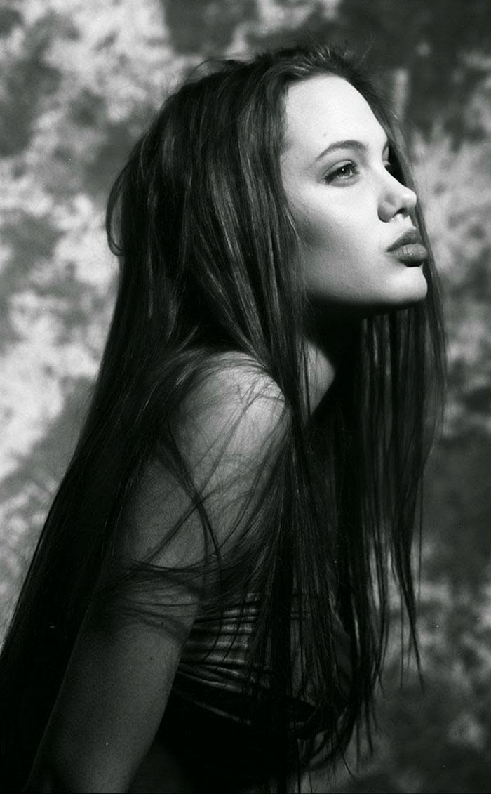 Голая Анджелина Джоли фото 1
